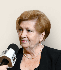 Лариса Назарова